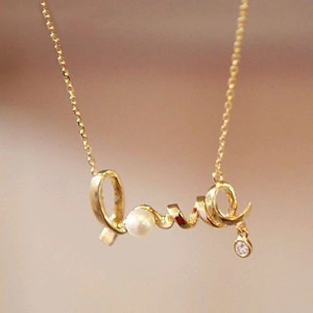 Fashion LOVE Pearl Pendant Necklace - Gold